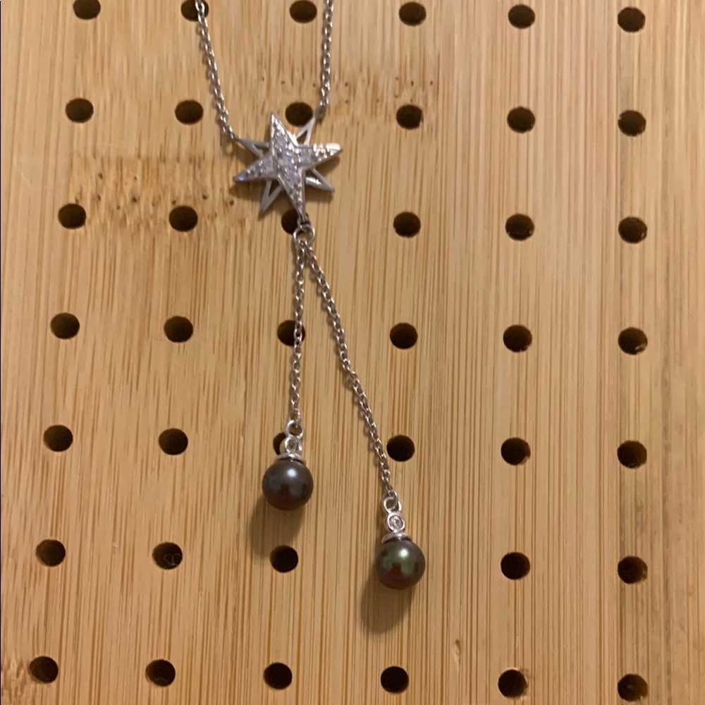 Silver Star Pendant Necklace with Black Pearls